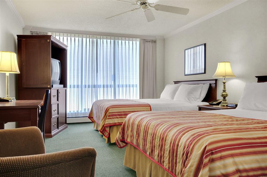 Harbour Towers & 3*