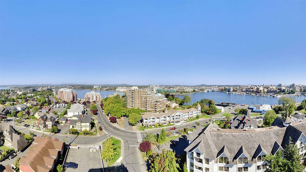 Harbour Towers & Hotel