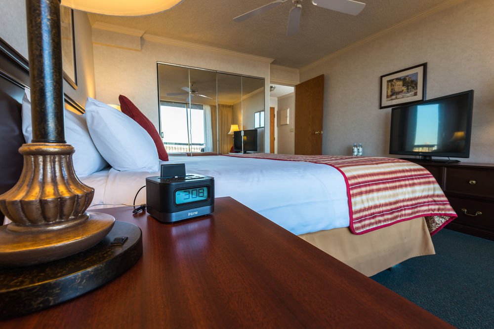 Hotel Harbour Towers &